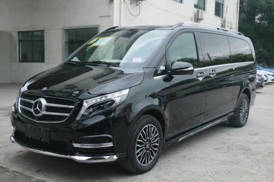 New Mercedes-Benz V260 (7 seats)