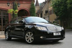 Buick LaCrosse (5 seats)